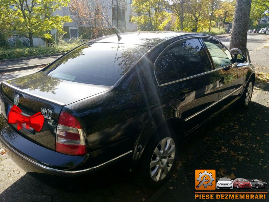 Proie ceata skoda superb 2009