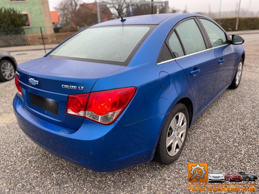 Proiectoare ceata chevrolet cruze 2010