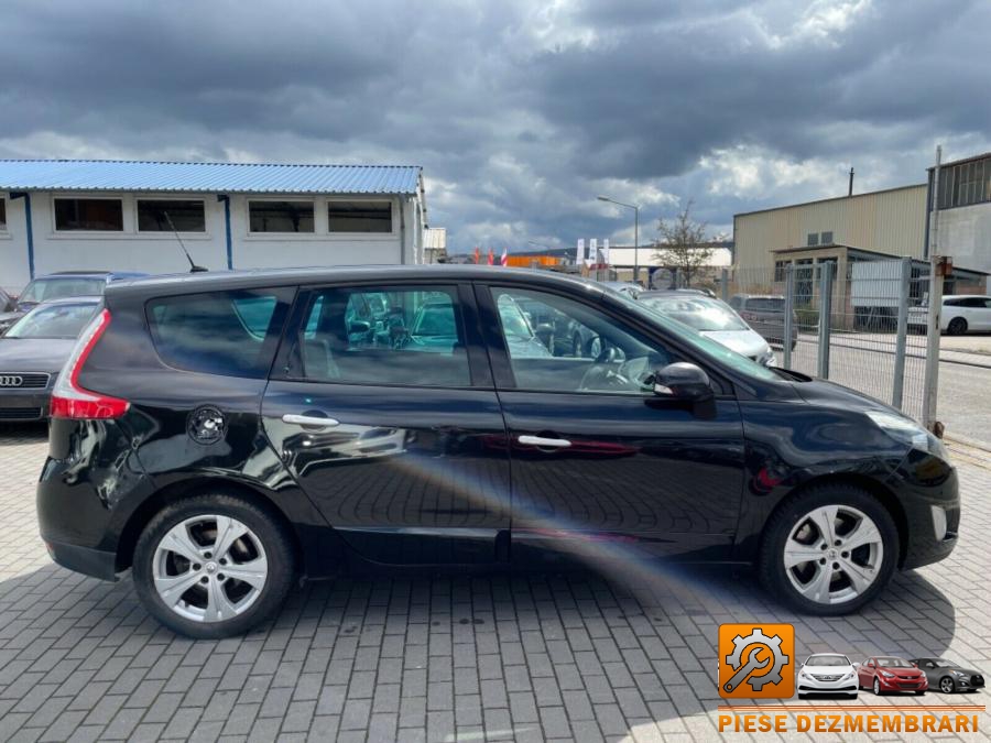 Proiectoare ceata renault scenic 2012