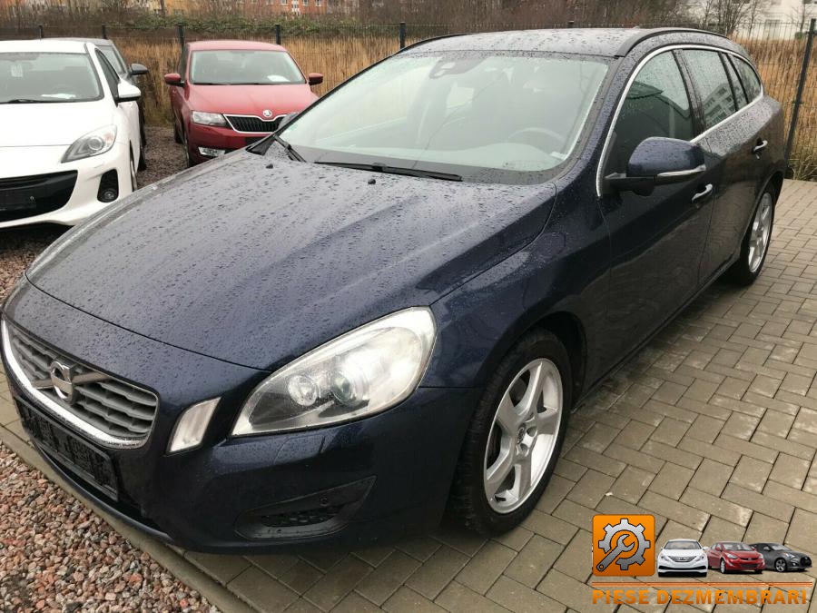 Proiectoare ceata volvo v60 2013