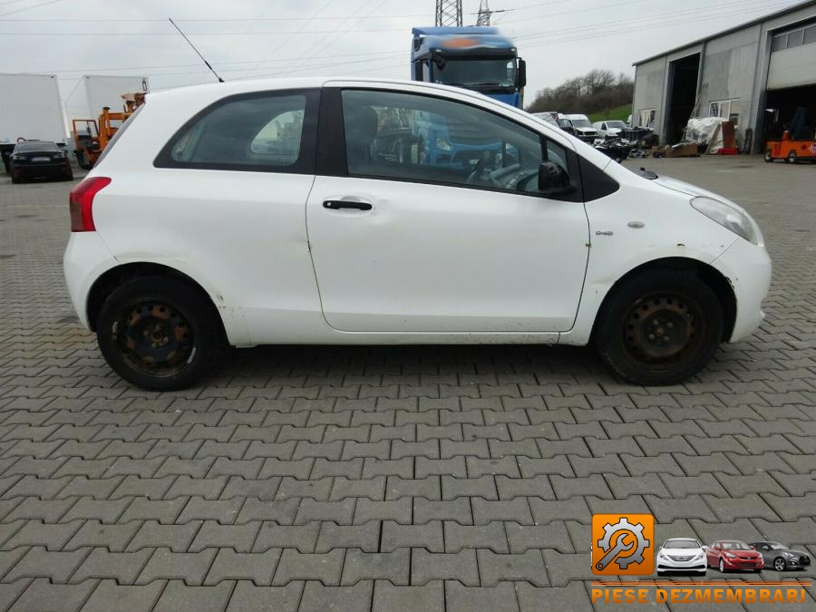 Rezervor lichid frana toyota yaris 2009