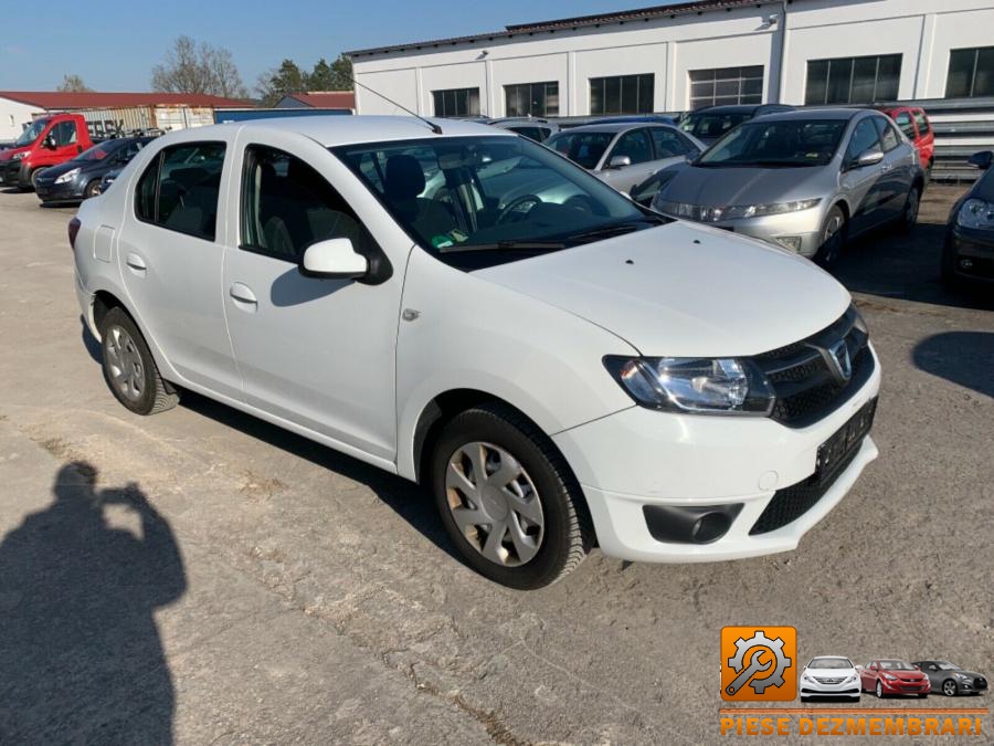 Stalp central dacia logan 2016