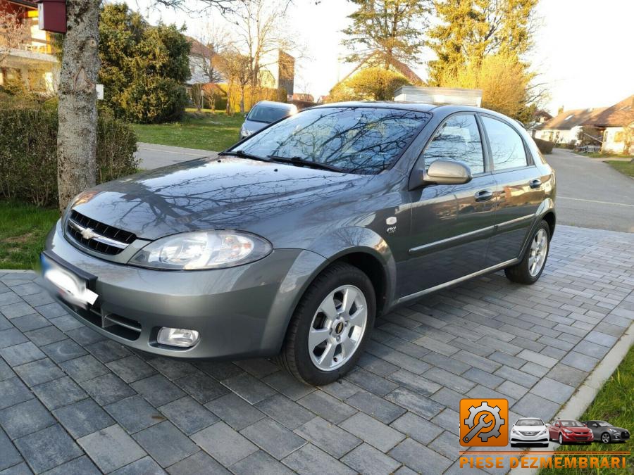 Stalp fata chevrolet lacetti 2004