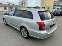 Proie ceata toyota avensis 2005