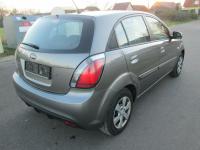 Tager kia rio 2010