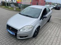 Traversa fiat linea 2011