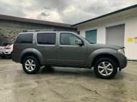 Volanta nissan pathfinder 2011