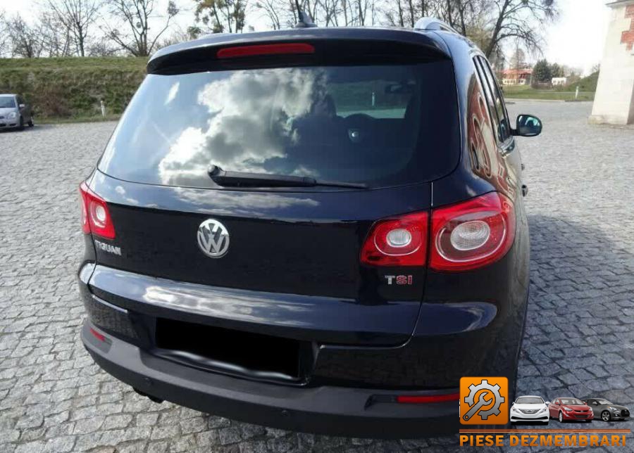 Toba intermediara volkswagen tiguan 2011