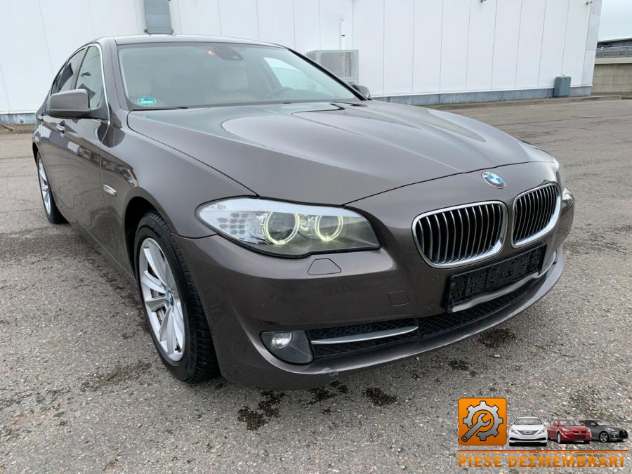 Traversa bmw seria 5 f10 2012