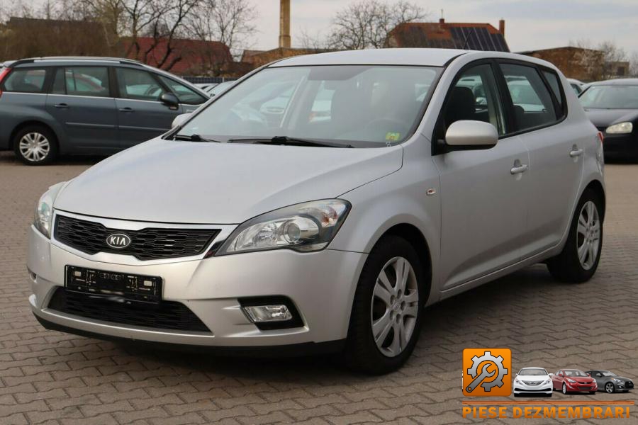 Traversa kia ceed 2007