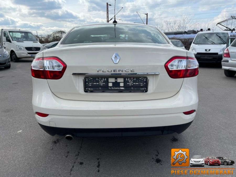 Traversa renault fluence 2012