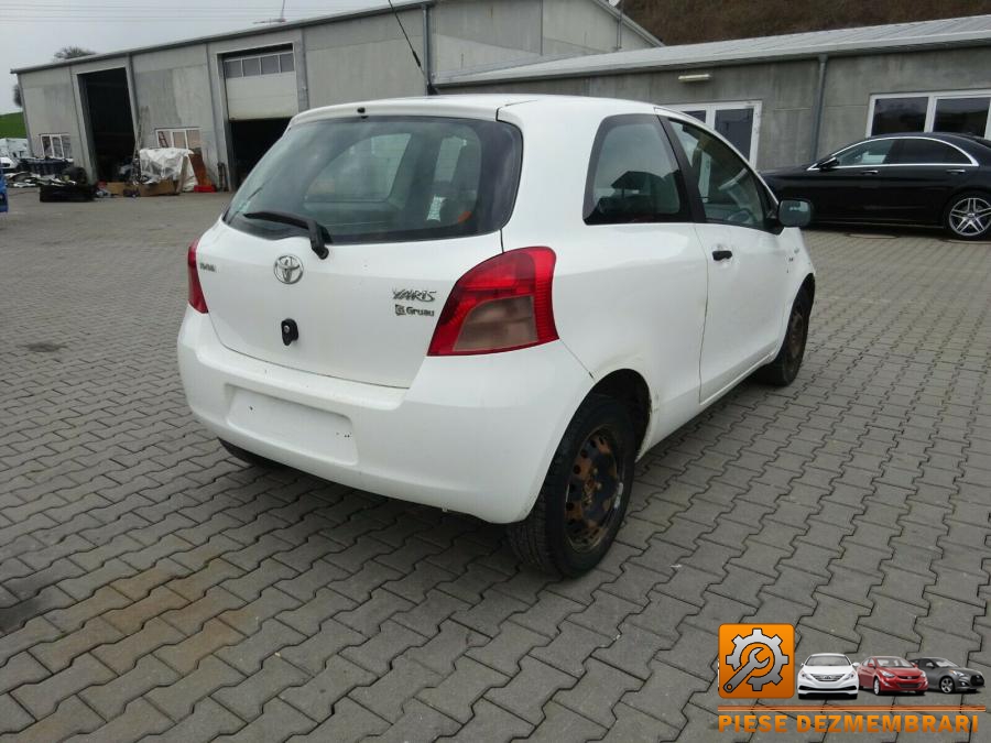 Volanta toyota yaris 2009